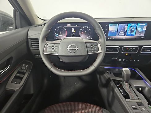 New 2026 Nissan Sentra SR image 13