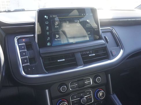 Used 2023 Chevrolet Tahoe Z71 w/ Luxury Package image 15