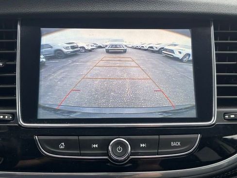 Used 2020 Buick Encore Preferred AWD/4WD image 27