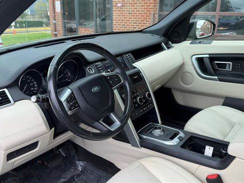 Used 2016 Land Rover Discovery Sport HSE Luxury AWD/4WD image 31
