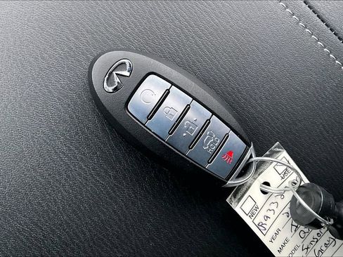 Certified 2024 INFINITI QX80 Sensory w/ Cargo Package image 13