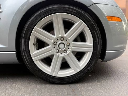 Used 2004 Chrysler Crossfire Coupe RWD image 34