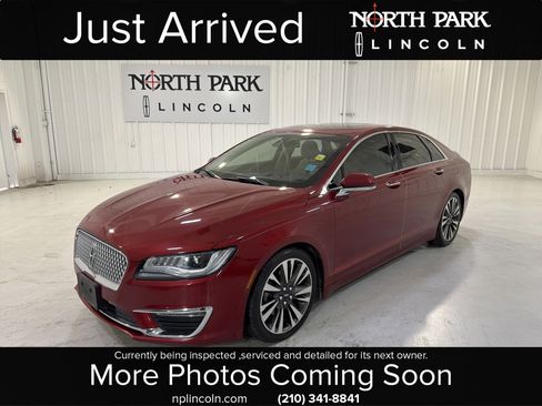 Used 2019 Lincoln MKZ Reserve image 1