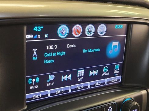 Used 2018 Chevrolet Silverado 1500 LT w/ All Star Edition image 17