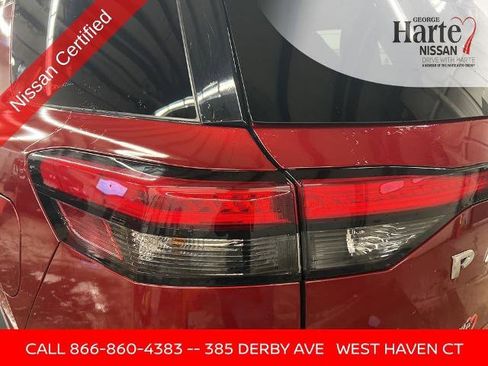 Certified 2022 Nissan Pathfinder SL image 19