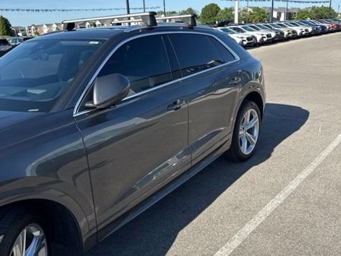Used 2019 Audi Q8 Prestige AWD/4WD image 6