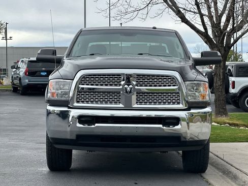 Used 2018 RAM 2500 Tradesman w/ Chrome Appearance Group image 10