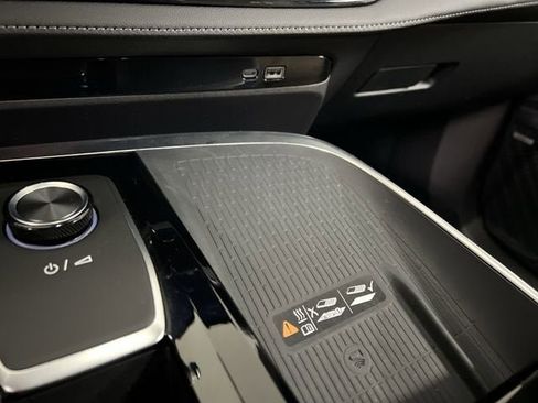 Certified 2026 Buick Enclave Preferred w/ LPO, Floor Liner Package image 35