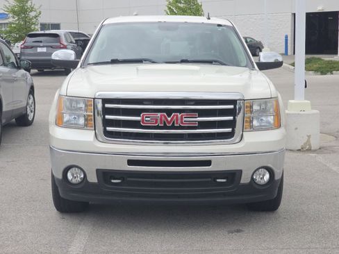 Used 2013 GMC Sierra 1500 SLT w/ SLT White Diamond Edition AWD/4WD image 3