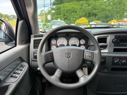 Used 2007 Dodge Ram 1500 Truck SLT AWD/4WD image 11