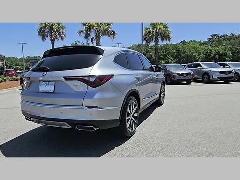Certified 2026 Acura MDX w/ Technology Package FWD image 23