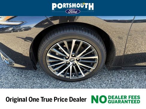 Used 2023 Lexus ES 250 w/ Premium Package image 27