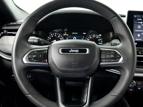 Used 2024 Jeep Compass Latitude AWD/4WD image 13