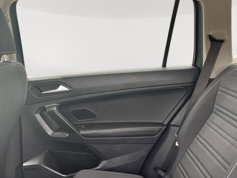 Used 2024 Volkswagen Tiguan S AWD/4WD image 9