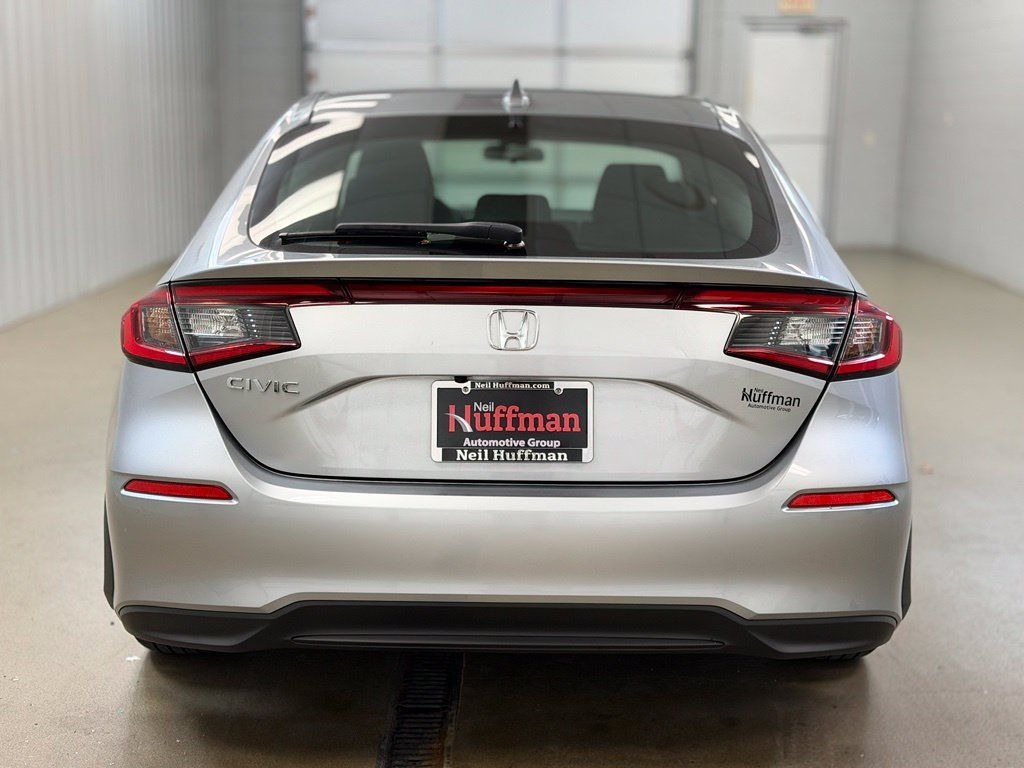 Used 2024 Honda Civic LX image 6