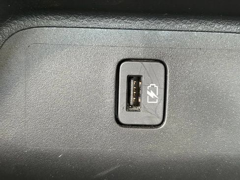 Used 2023 Nissan Sentra SR w/ SR Premium Package FWD image 13