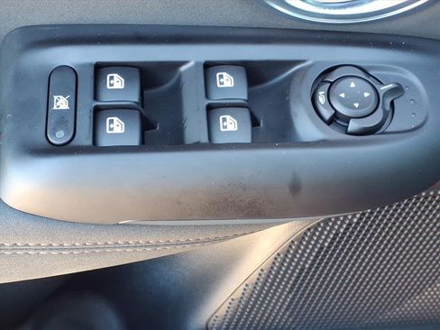 New 2025 Alfa Romeo Tonale Intensa image 15