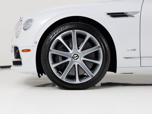 Used 2020 Bentley Flying Spur W12 AWD/4WD image 9