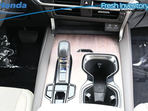 Used 2024 Lexus RX 350h w/ Cold Area Package AWD/4WD image 20