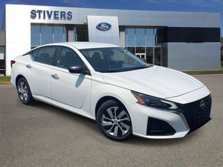 Used 2025 Nissan Altima 2.5 S FWD video 1