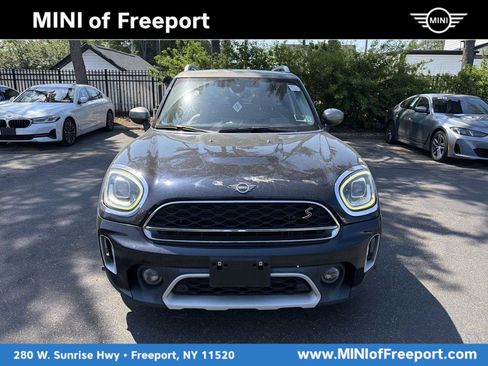 Used 2021 MINI Cooper Countryman S w/ Driver Assistance Package FWD image 1