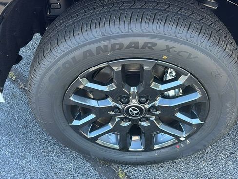 New 2026 Toyota Tundra Platinum AWD/4WD image 38