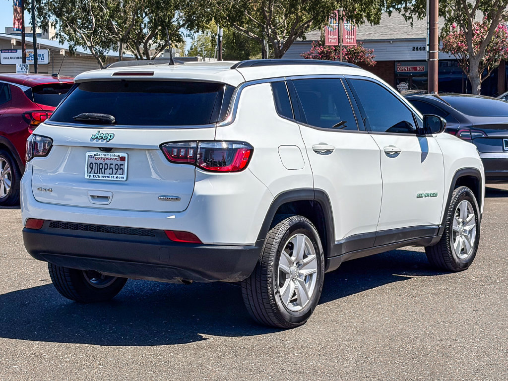 Used 2022 Jeep Compass Latitude AWD/4WD image 4