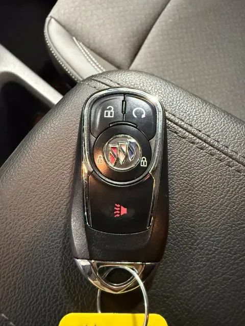 Used 2021 Buick Encore GX Select AWD/4WD image 26