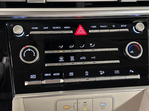 New 2026 Hyundai Santa Fe SE image 21