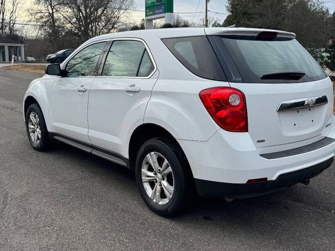 Used 2015 Chevrolet Equinox LS image 6