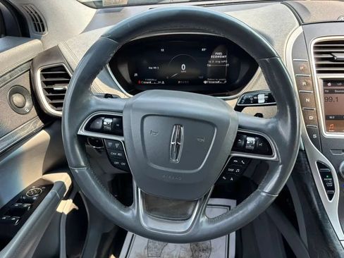 Used 2019 Lincoln Nautilus Reserve AWD/4WD image 21