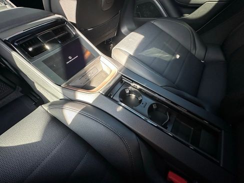 Certified 2026 Porsche Panamera image 39