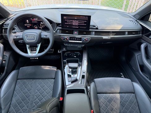 Used 2023 Audi S4 Premium Plus w/ Premium Plus Package AWD/4WD image 19