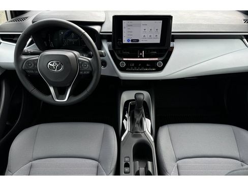 Used 2026 Toyota Corolla SE w/ SE Premium Package FWD image 15