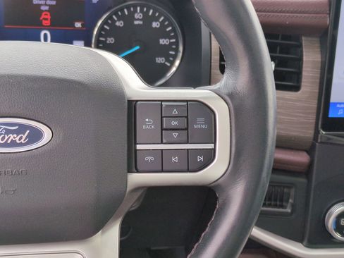 Used 2024 Ford Expedition Max Limited image 22