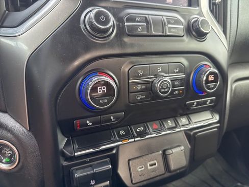 Used 2021 Chevrolet Silverado 1500 LT w/ Bed Protection Package image 5