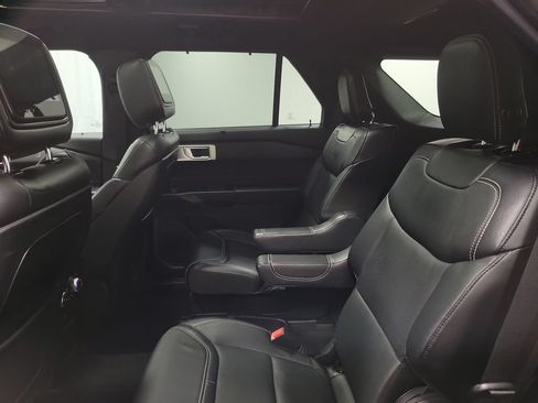 Used 2020 Ford Explorer ST w/ Premium Technology Package AWD/4WD image 30