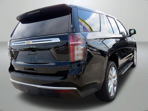 Used 2022 Chevrolet Tahoe High Country AWD/4WD image 9