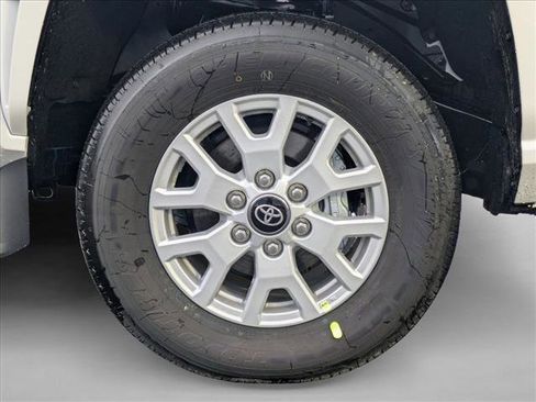 New 2026 Toyota Tacoma SR5 AWD/4WD image 10