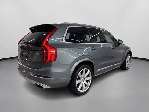 Used 2017 Volvo XC90 T6 Inscription w/ Luxury Package image 10