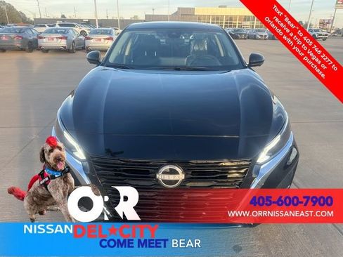 New 2025 Nissan Altima 2.5 SL image 8