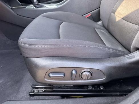 Used 2024 Chevrolet Malibu LT FWD image 38