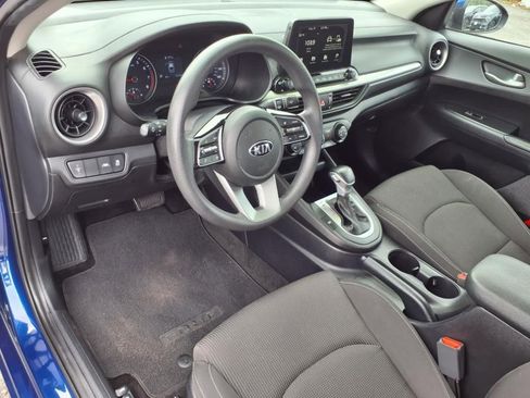 Used 2020 Kia Forte LXS image 11