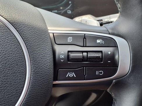 Certified 2023 Kia Sportage EX image 13