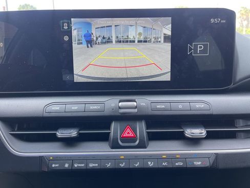 Used 2025 Kia K4 LXS image 10