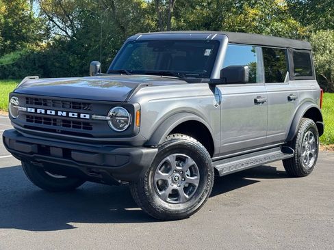 New 2025 Ford Bronco Big Bend AWD/4WD image 2