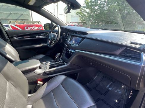 Used 2020 Cadillac XT5 Premium Luxury AWD/4WD image 21
