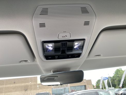 New 2025 Volkswagen ID. Buzz 1st Edition image 20