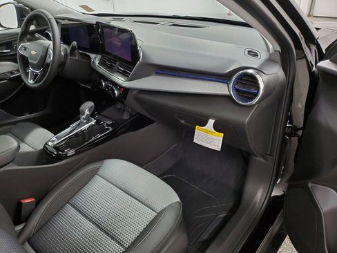 New 2026 Chevrolet Trax LT w/ Driver Confidence Package image 11