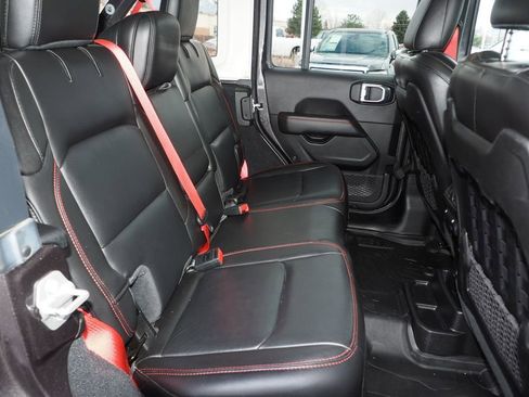 Used 2020 Jeep Wrangler Unlimited Rubicon w/ Quick Order Package 28Y Recon AWD/4WD image 17